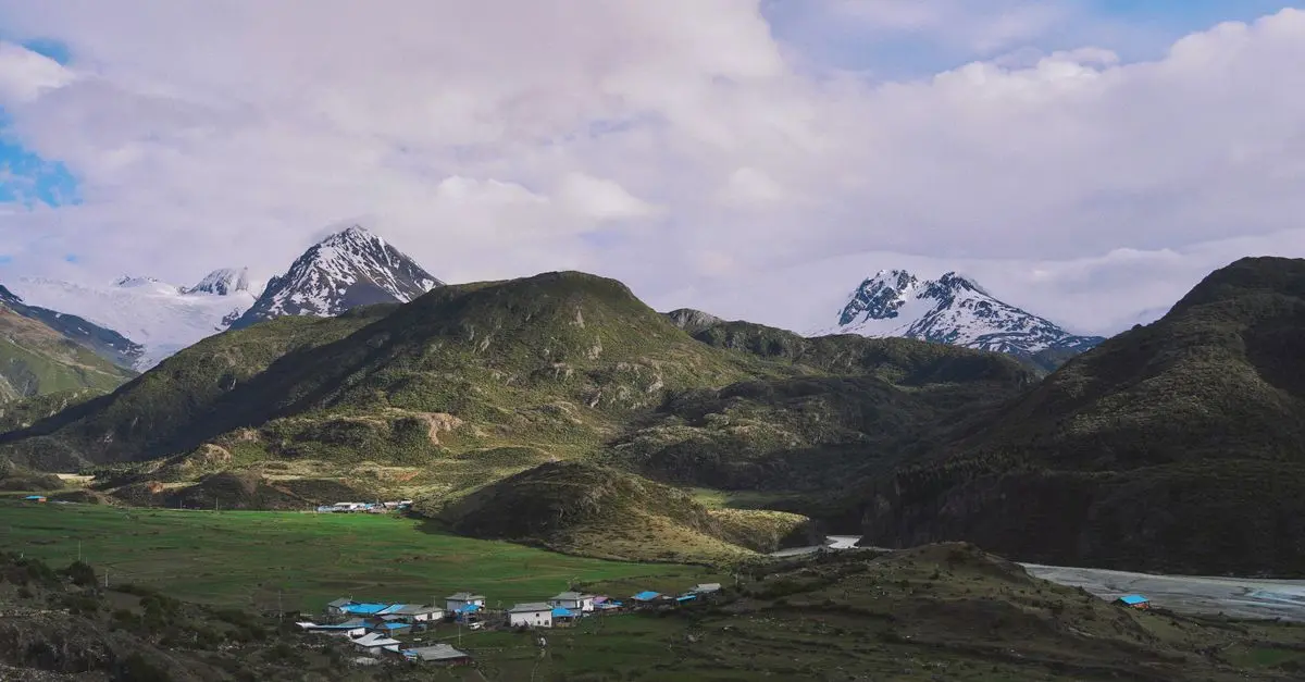 Éco-Destinations Insolites à Explorer pour Voyager Durable