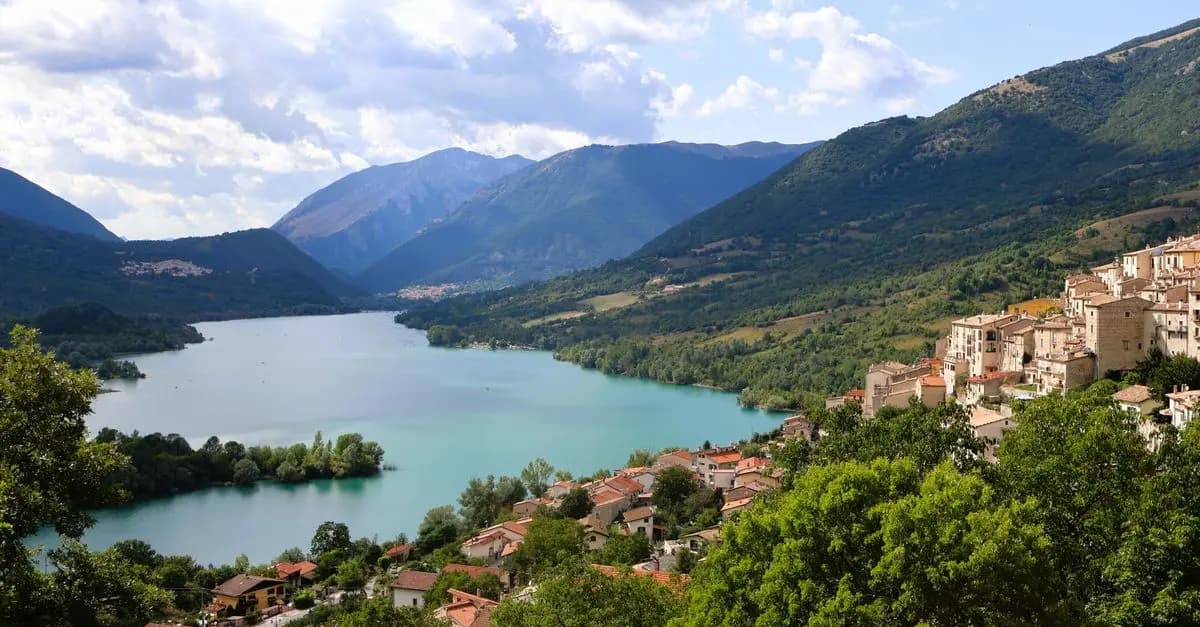 Éco-Destinations Méconnues à Visiter pour des Vacances Responsables