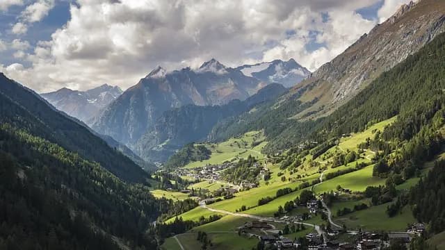 Les Éco-Destinations à Explorer : Guides et Astuces Essentielles